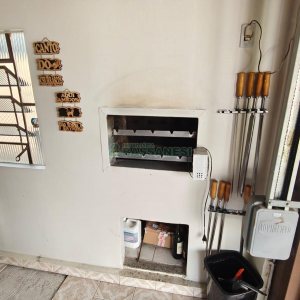 Casa com 70m², 3 dormitórios, 1 vaga, no bairro São Caetano em Caxias do Sul para Comprar