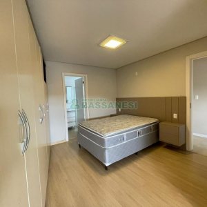 Apto Mobiliado com 83m², 2 dormitórios, 1 vaga, no bairro Jardim América em Caxias do Sul para Alugar