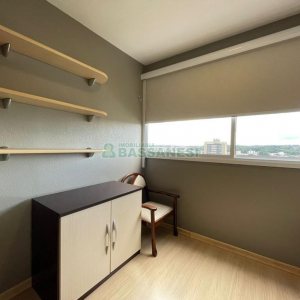 Apto Mobiliado com 83m², 2 dormitórios, 1 vaga, no bairro Jardim América em Caxias do Sul para Alugar