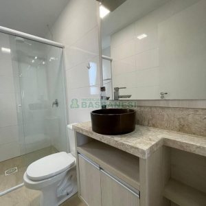 Apto Mobiliado com 83m², 2 dormitórios, 1 vaga, no bairro Jardim América em Caxias do Sul para Alugar