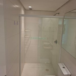 Apto Mobiliado com 47m², 1 dormitório, no bairro Lourdes em Caxias do Sul para Alugar
