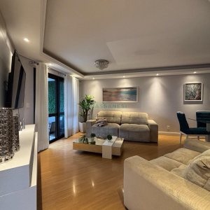 Apto Mobiliado com 126m², 3 dormitórios, 1 vaga, no bairro São Pelegrino em Caxias do Sul para Alugar