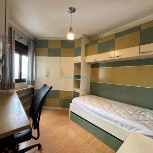 Apto Mobiliado com 126m², 3 dormitórios, 1 vaga, no bairro São Pelegrino em Caxias do Sul para Alugar
