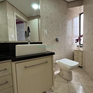 Apto Mobiliado com 126m², 3 dormitórios, 1 vaga, no bairro São Pelegrino em Caxias do Sul para Alugar