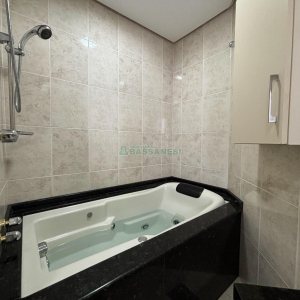 Apto Mobiliado com 126m², 3 dormitórios, 1 vaga, no bairro São Pelegrino em Caxias do Sul para Alugar
