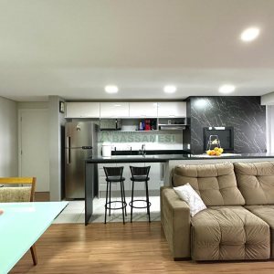Apartamento com 94m², 3 dormitórios, 2 vagas, no bairro Panazzolo em Caxias do Sul para Comprar