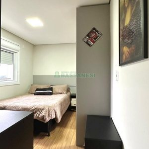 Apartamento com 94m², 3 dormitórios, 2 vagas, no bairro Panazzolo em Caxias do Sul para Comprar