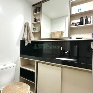 Apartamento com 94m², 3 dormitórios, 2 vagas, no bairro Panazzolo em Caxias do Sul para Comprar