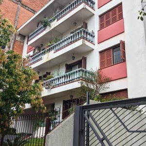 Apartamento com 84m², 3 dormitórios, 3 vagas, no bairro Madureira em Caxias do Sul para Comprar