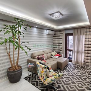 Apartamento com 84m², 3 dormitórios, 3 vagas, no bairro Madureira em Caxias do Sul para Comprar