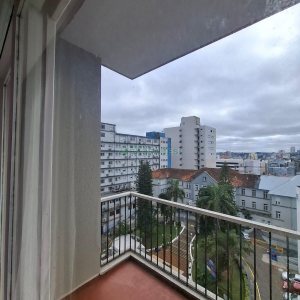 Apartamento, 2 dormitórios, no bairro Centro em Caxias do Sul para Alugar