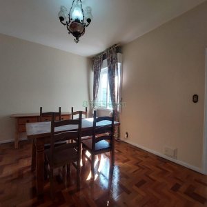 Apartamento, 2 dormitórios, no bairro Centro em Caxias do Sul para Alugar