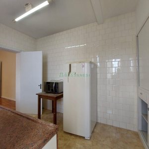 Apartamento, 2 dormitórios, no bairro Centro em Caxias do Sul para Alugar