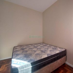 Apartamento, 2 dormitórios, no bairro Centro em Caxias do Sul para Alugar
