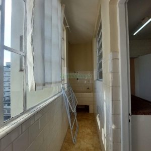 Apartamento, 2 dormitórios, no bairro Centro em Caxias do Sul para Alugar
