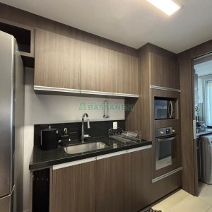 Apto Mobiliado com 98m², 2 dormitórios, 2 vagas, no bairro Jardim América em Caxias do Sul para Alugar