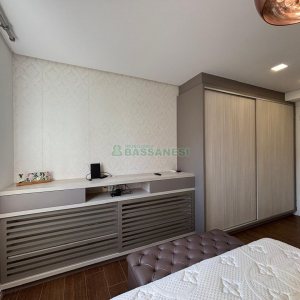 Apto Mobiliado com 98m², 2 dormitórios, 2 vagas, no bairro Jardim América em Caxias do Sul para Alugar