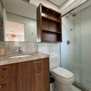 Apto Mobiliado com 98m², 2 dormitórios, 2 vagas, no bairro Jardim América em Caxias do Sul para Alugar