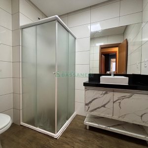 Apartamento com 53m², 2 dormitórios, 1 vaga, no bairro São Leopoldo em Caxias do Sul para Alugar