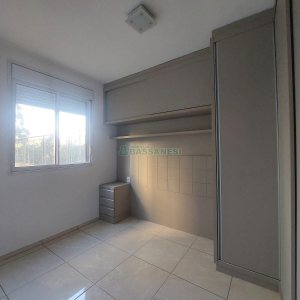 Apartamento com 77m², 2 dormitórios, 1 vaga, no bairro De Zorzi em Caxias do Sul para Alugar