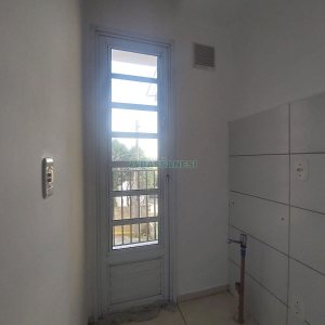Apartamento com 77m², 2 dormitórios, 1 vaga, no bairro De Zorzi em Caxias do Sul para Alugar