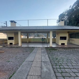 Apartamento com 77m², 2 dormitórios, 1 vaga, no bairro De Zorzi em Caxias do Sul para Alugar