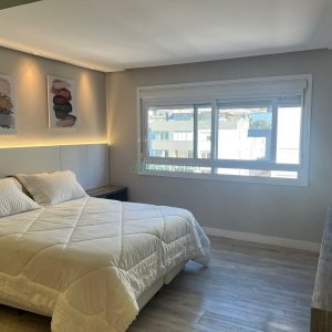 Apto Mobiliado com 146m², 3 dormitórios, 3 vagas, no bairro Jardim América em Caxias do Sul para Comprar