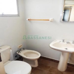 Apartamento com 110m², 3 dormitórios, 2 vagas, no bairro Centro em Caxias do Sul para Alugar