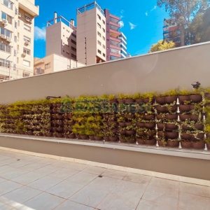 Apartamento com 68m², 2 dormitórios, 1 vaga, no bairro Madureira em Caxias do Sul para Alugar