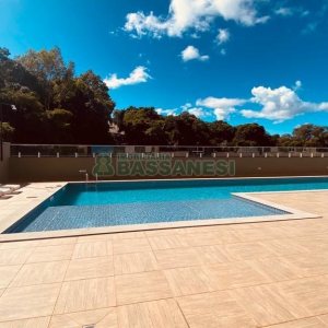 Apartamento com 68m², 2 dormitórios, 1 vaga, no bairro Madureira em Caxias do Sul para Alugar