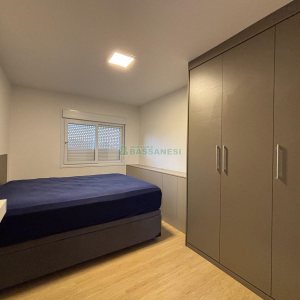 Apartamento com 68m², 2 dormitórios, 1 vaga, no bairro Madureira em Caxias do Sul para Alugar