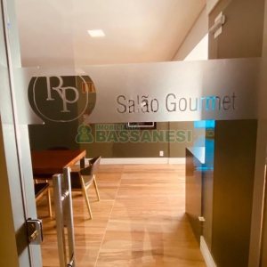 Apartamento com 93m², 3 dormitórios, 1 vaga, no bairro Madureira em Caxias do Sul para Alugar