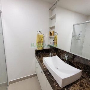 Apto Mobiliado com 90m², 2 dormitórios, 2 vagas, no bairro Madureira em Caxias do Sul para Alugar