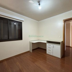 Apartamento com 110m², 3 dormitórios, 1 vaga, no bairro Rio Branco em Caxias do Sul para Alugar