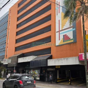 Box com 12m², no bairro Centro em Caxias do Sul para Comprar