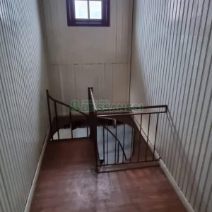 Casa com 100m², 3 dormitórios, 1 vaga, no bairro São Virgílio em Caxias do Sul para Alugar