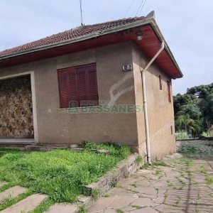 Casa com 100m², 3 dormitórios, 1 vaga, no bairro São Virgílio em Caxias do Sul para Alugar