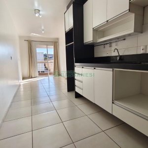 Apartamento com 49m², 2 dormitórios, 1 vaga, no bairro De Lazzer em Caxias do Sul para Comprar