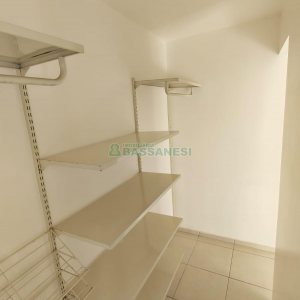 Apartamento com 49m², 2 dormitórios, 1 vaga, no bairro De Lazzer em Caxias do Sul para Comprar