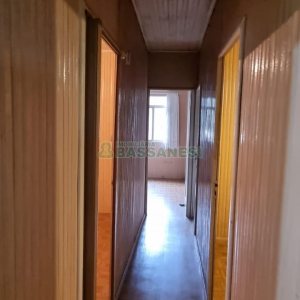 Casa com 100m², 3 dormitórios, 1 vaga, no bairro Panazzolo em Caxias do Sul para Comprar