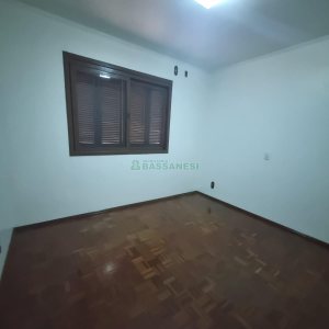 Casa com 270m², 3 dormitórios, 1 vaga, no bairro Bela Vista em Caxias do Sul para Alugar