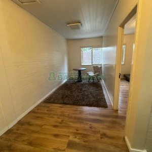 Sobrado Mobiliado com 105m², 2 dormitórios, 2 vagas, no bairro Santa Catarina em Caxias do Sul para Alugar