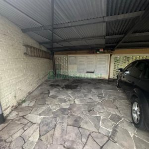 Sobrado Mobiliado com 105m², 2 dormitórios, 2 vagas, no bairro Santa Catarina em Caxias do Sul para Alugar