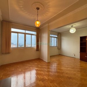 Apartamento com 110m², 3 dormitórios, no bairro Centro em Caxias do Sul para Alugar