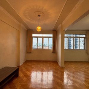 Apartamento com 110m², 3 dormitórios, no bairro Centro em Caxias do Sul para Alugar