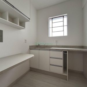 Sala com 45m², no bairro Centro em Caxias do Sul para Alugar