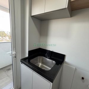 Apto Mobiliado com 51m², 1 dormitório, no bairro Santa Catarina em Caxias do Sul para Alugar