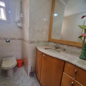 Casa Mobiliada com 200m², 3 dormitórios, 2 vagas, no bairro Santa Lúcia em Caxias do Sul para Alugar