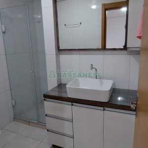 Apto Mobiliado com 60m², 2 dormitórios, 1 vaga, no bairro Santa Lúcia em Caxias do Sul para Alugar