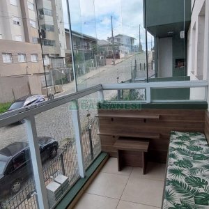 Apto Mobiliado com 60m², 2 dormitórios, 1 vaga, no bairro Santa Lúcia em Caxias do Sul para Alugar
